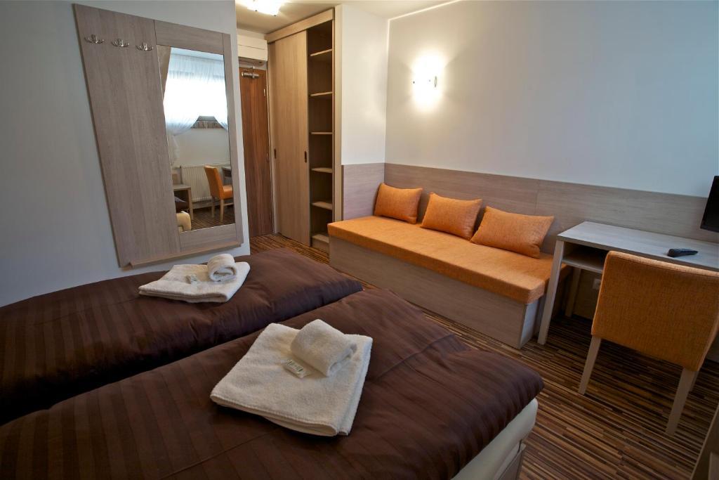 Putnicky Mlyn Hotel Marianka Ruang foto